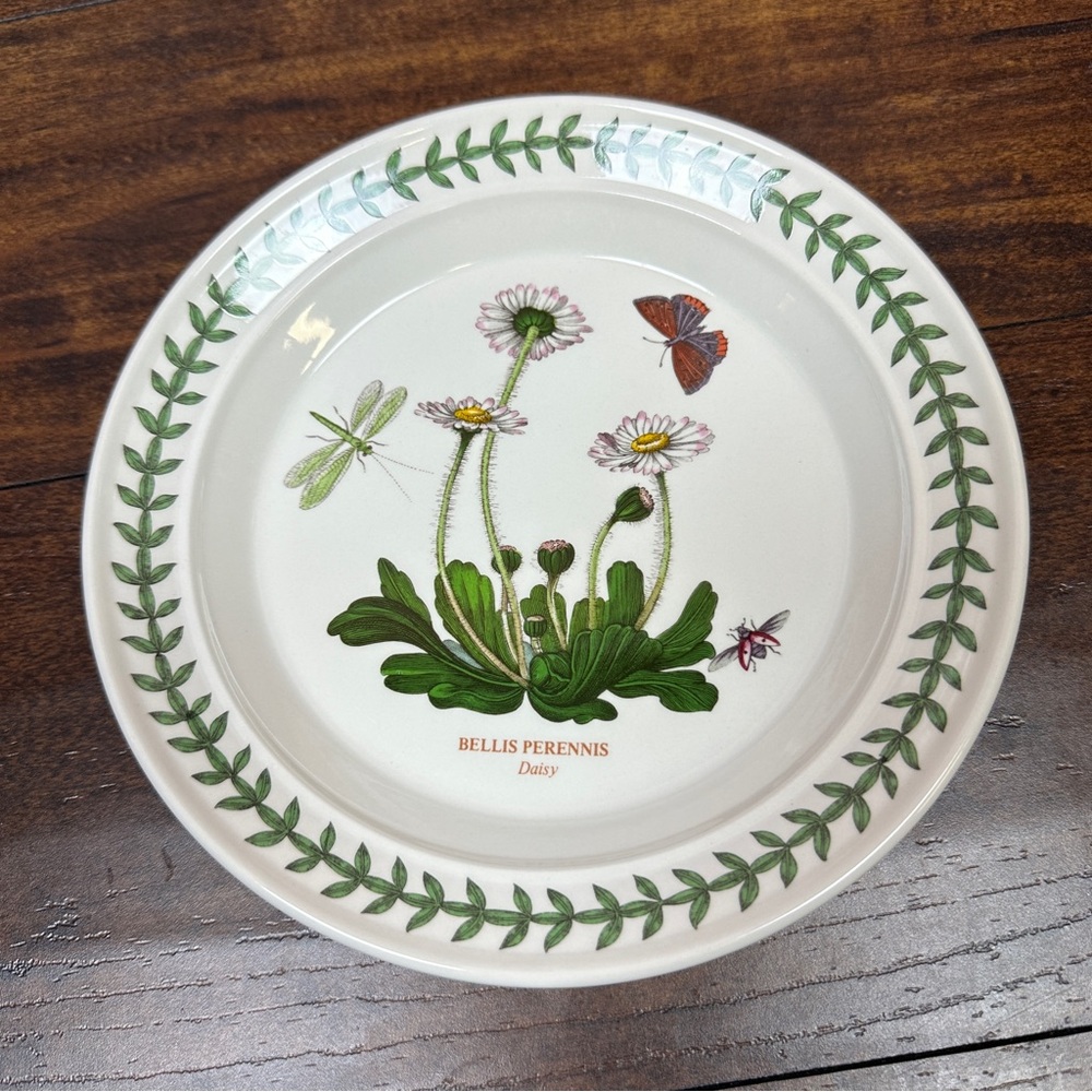 Portmeirion Botanic Garden Bread & Butter Plate Bellis Perennis Daisy 7 1/4”